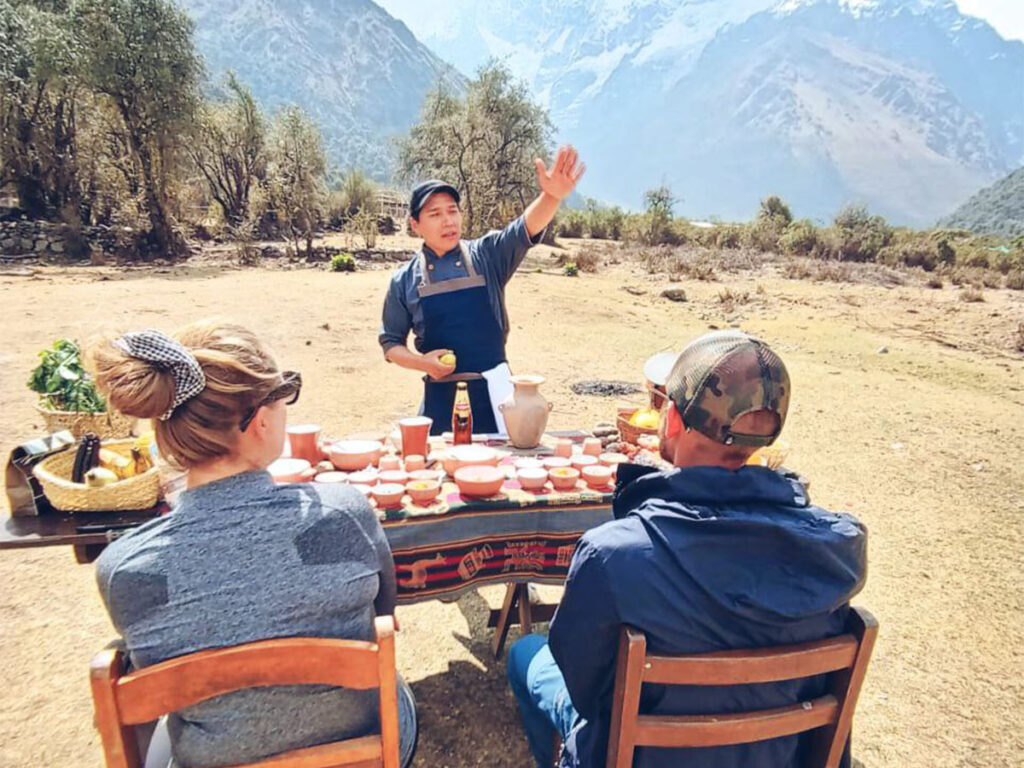 Experiencia Culinaria en La Laguna Humantay